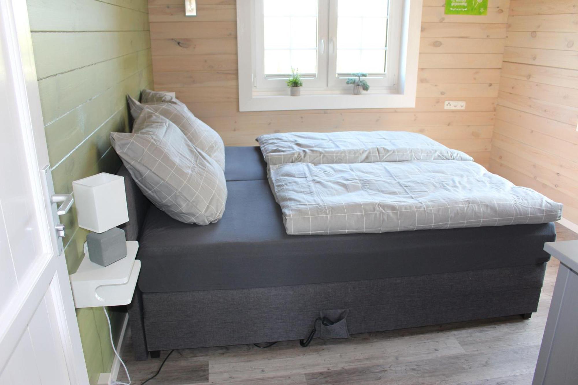 Idyllisches-Blockbohlenhaus-Mit-Eigenem-Garten-Und-Sauna-Zum-Wohlfuehlen Martensrade Buitenkant foto